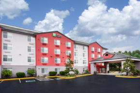 Holiday Inn Express & Suites Lincoln City, an IHG Hotel